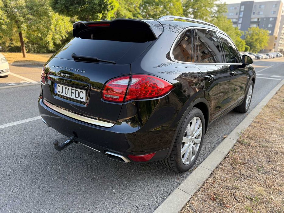 PORSCHE Cayenne 2011 — imagine 3