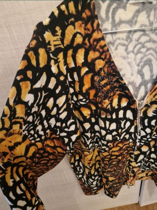 Pulover animal print