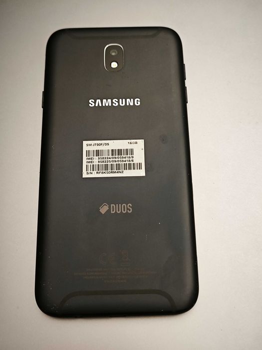 Samsung Galaxy J7 – ecran spart, funcționează