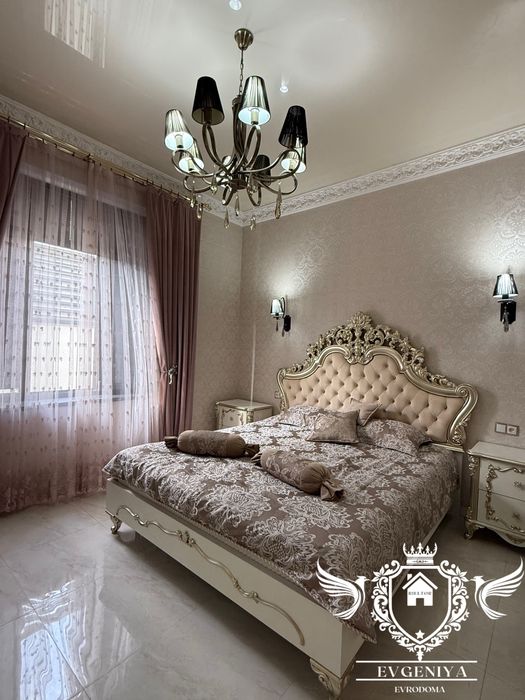 Продается дом 2.4 сотки на центр луночарском