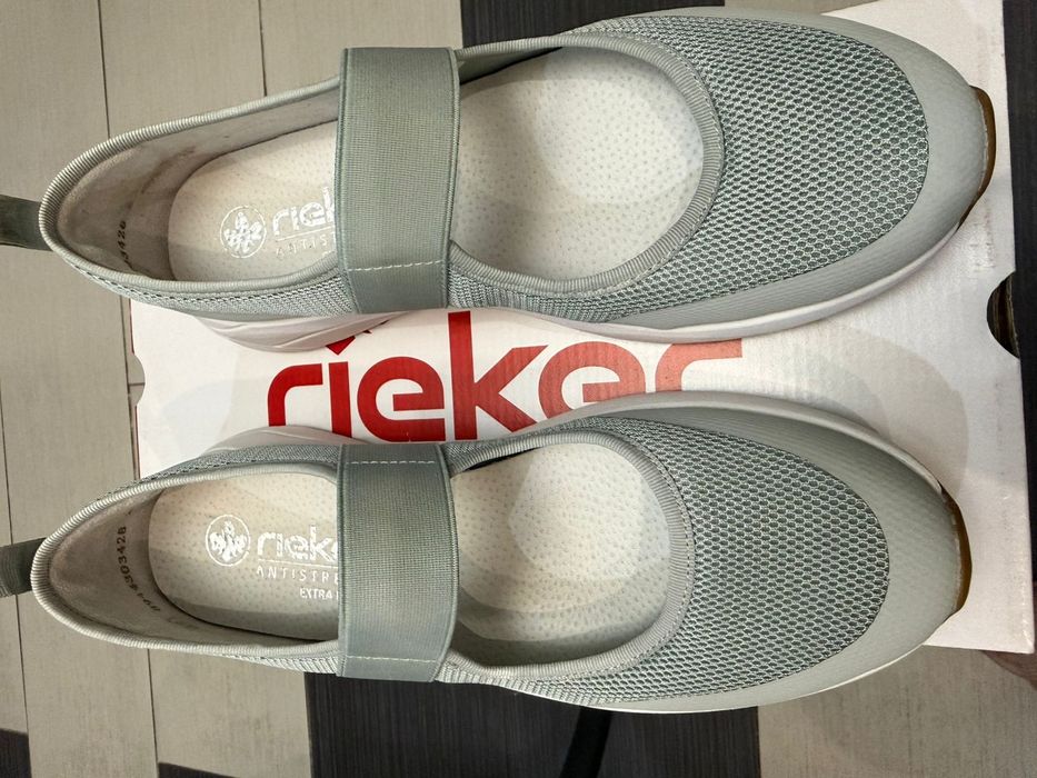 Обувь лёгкая и удобная