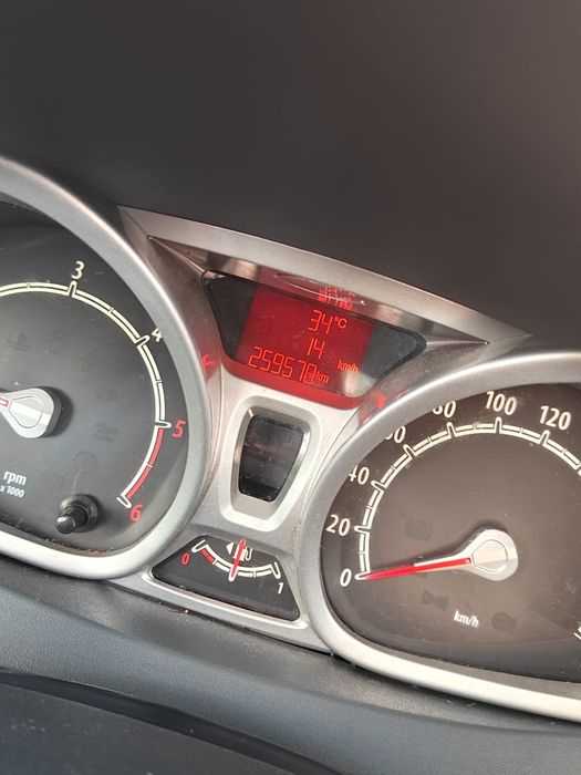 FORD Fiesta 2009 — imagine 1