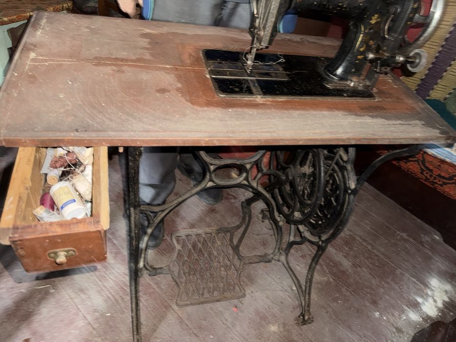 1000 lei masina de cusut singer functionala