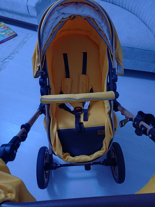 Продаю коляску 3в1.