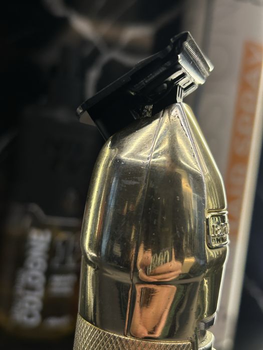 Masina de contur Babyliss skeleton, stare impecabilă!