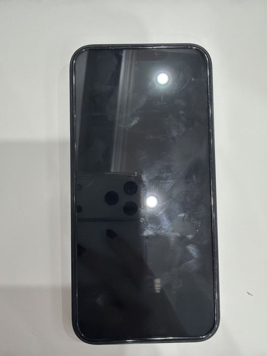 IPhone 13 темно синий