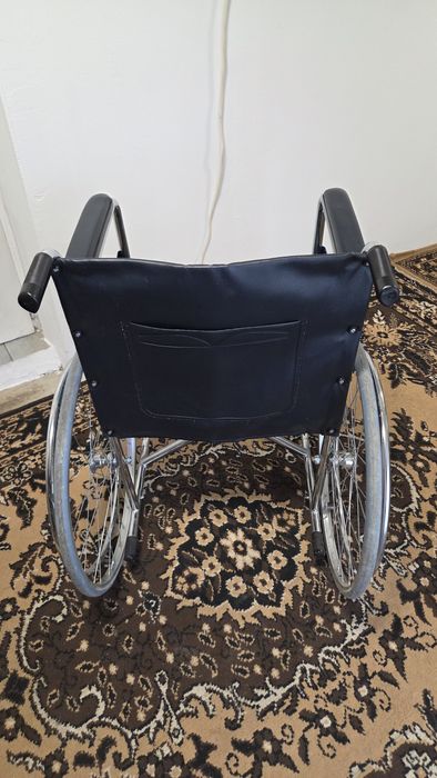 Căruț pentru persoane cu handicap