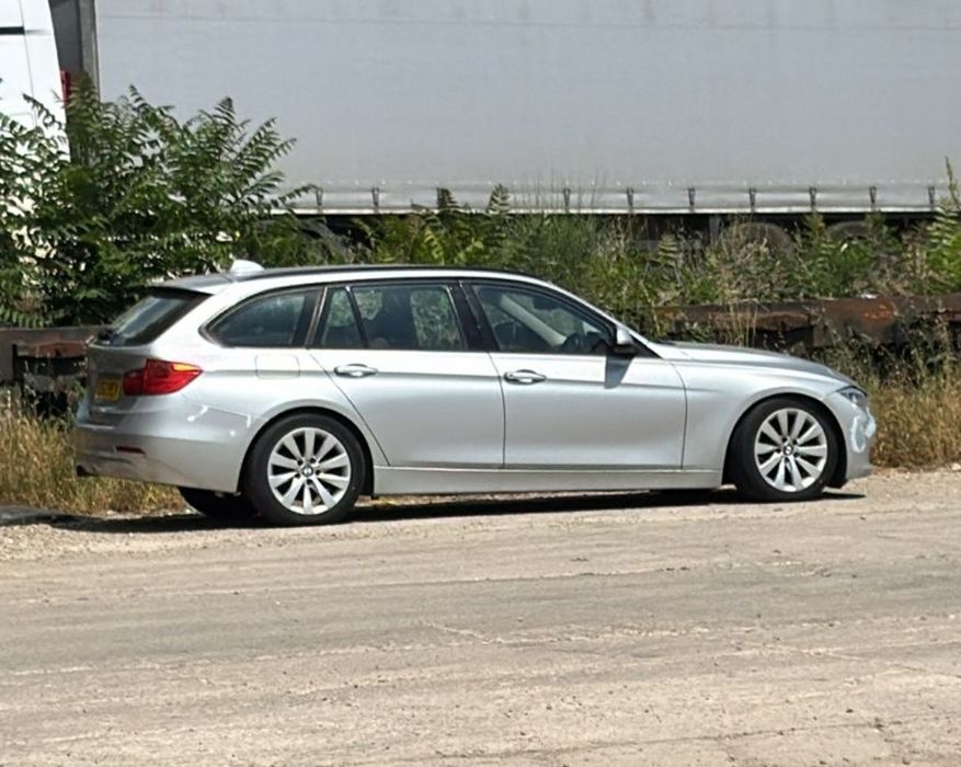 Dezmembrez BMW F30 F31 320d 184 CP N47D20C Automat xDrive Xenon