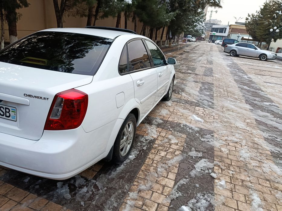 Lacetti 1.8 Avtomat 2012 yil