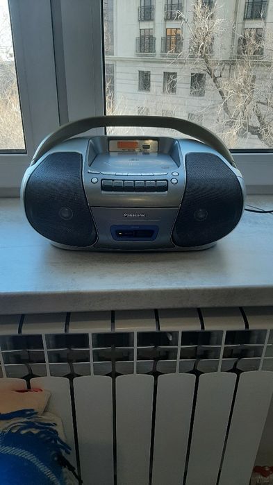 Магнитофон Panasonic