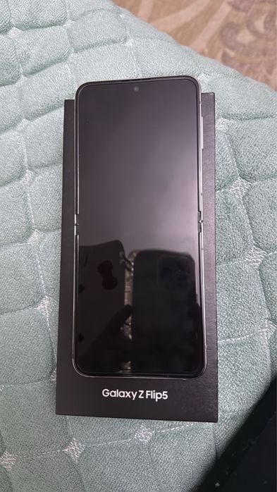 Samsung galaxy Z flip5