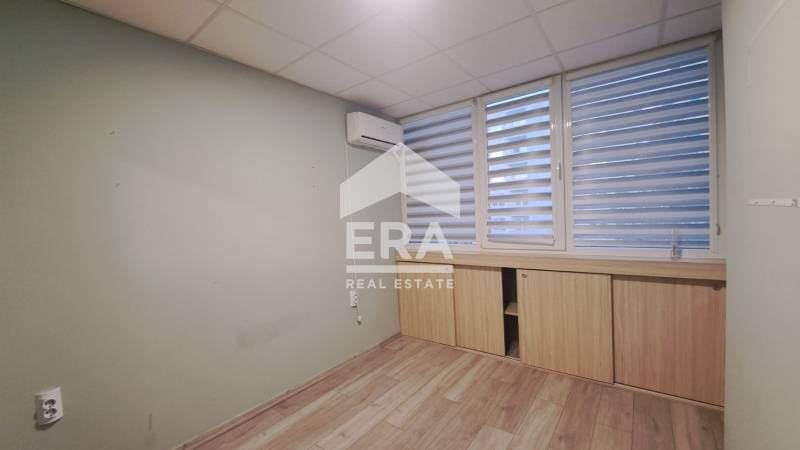 Продава се Двустаен апартамент в Русе, Дружба 3 - 69 кв.м за 518 €/кв.м - Снимка #10