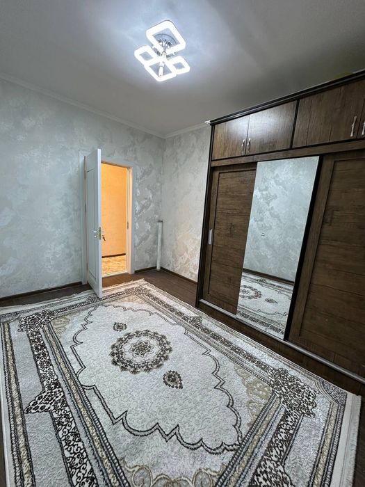 Sergeli 3 bekatda 3 xonali uy sotiladi