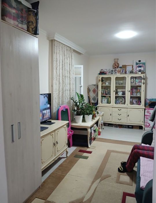 1/1/5 Буз-2 Эко базар 42м2