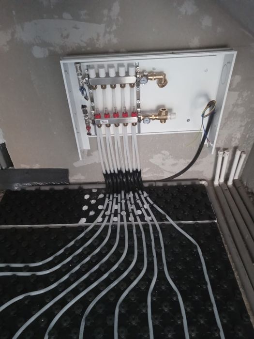Instalator autorizat în instalați sanitare și gaz