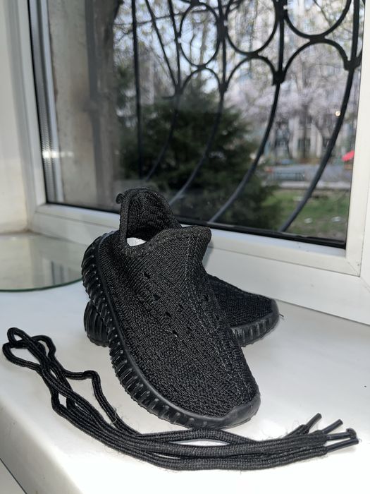 Кроссовки детские