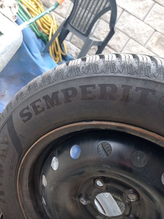 4бр.Зимни гуми 185/65 15 Semperit Перфектни!-Внос от Австрия