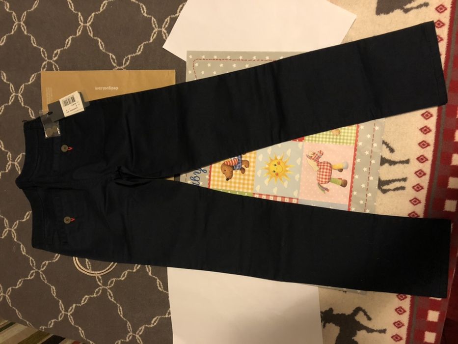 Pantaloni copii Guess 7-9 ani (marime Guess M)