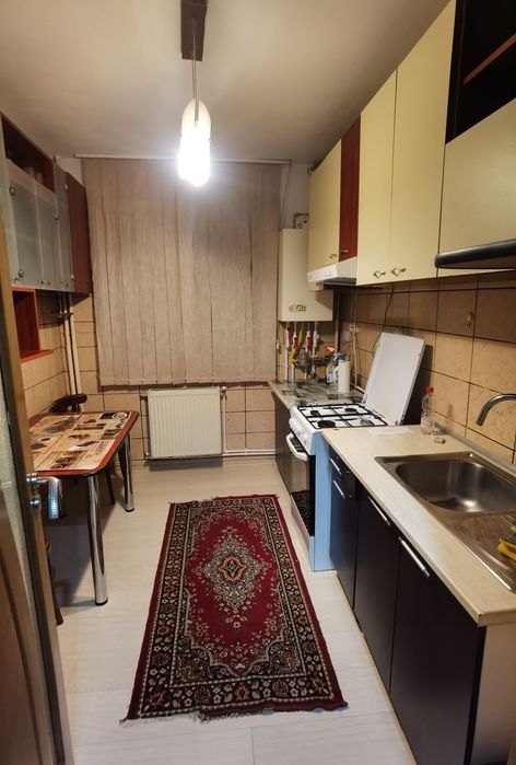 Proprietar apartament 2 camere de închiriat, zona gări