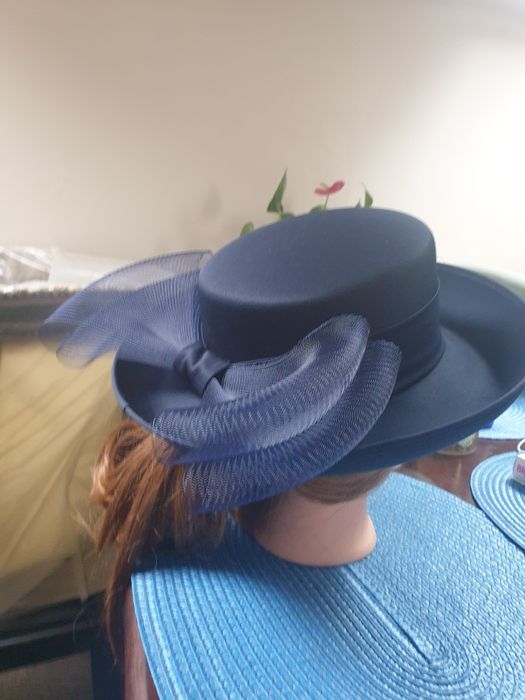 Pălărie pentru nunți bleu marin