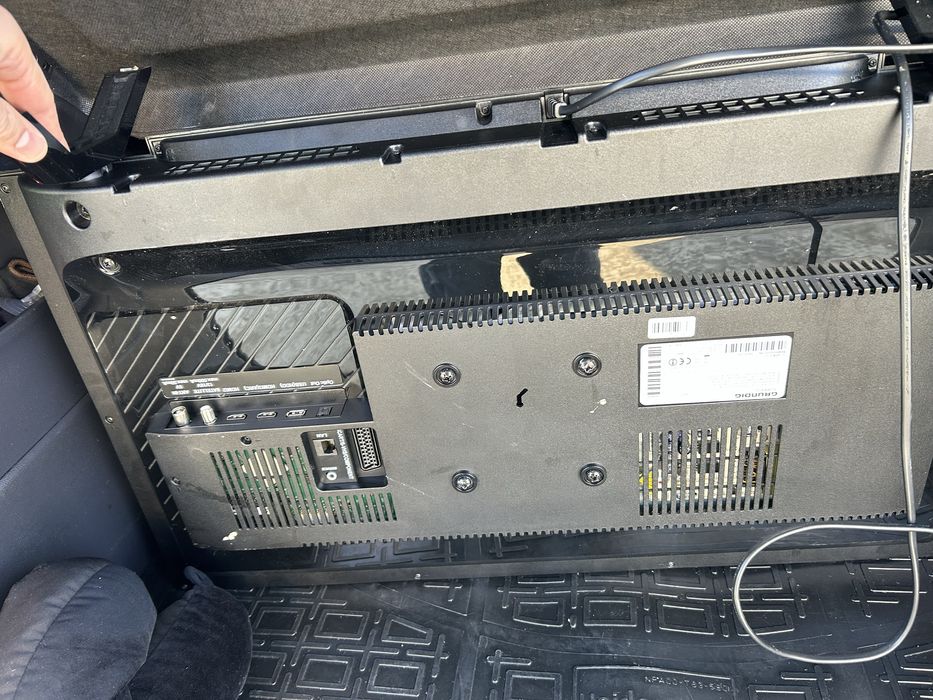 Vand televizor grundig