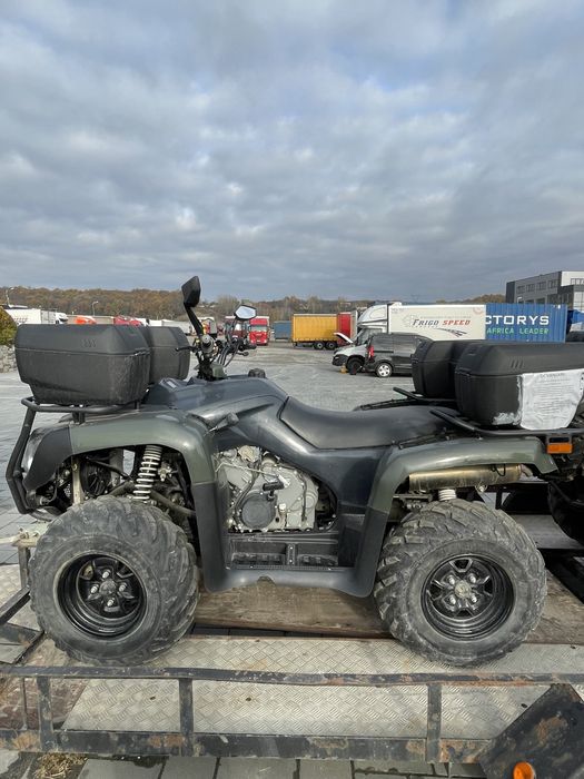 ATV Dinli 700 de cm3
