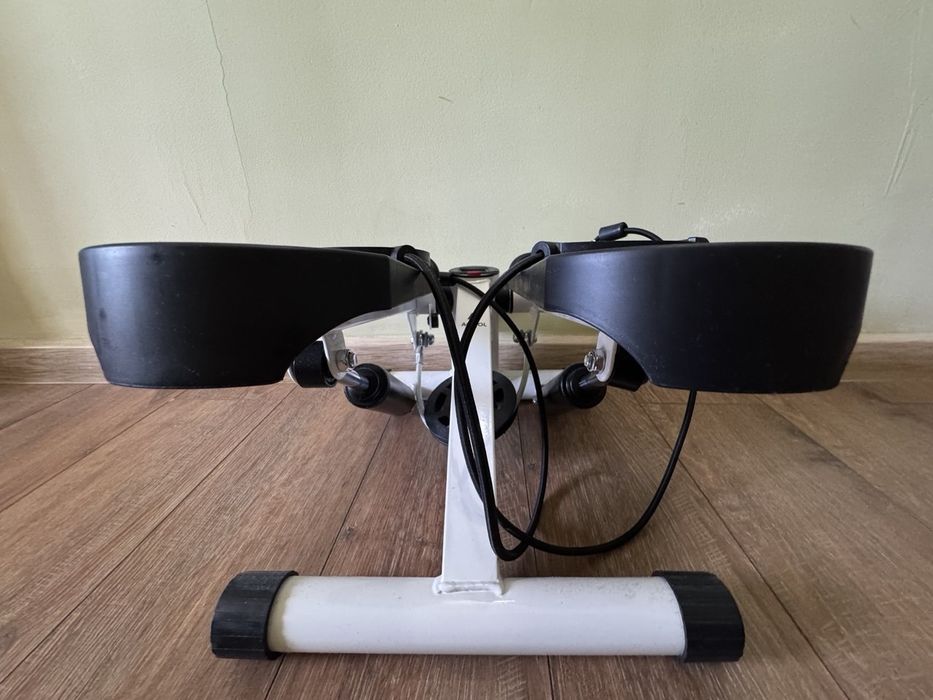 Мини степпер с эспандерами