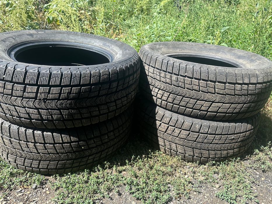 Продам зимние шины