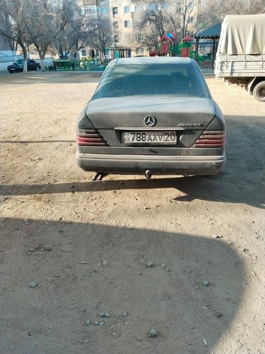 Мерседес 124 . Цена 1,800000тг