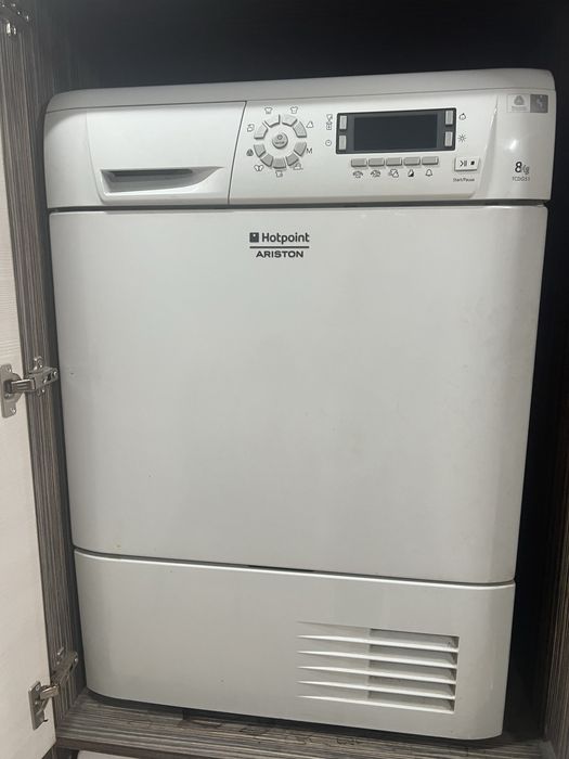Сушилня Hot Point Ariston 8kg