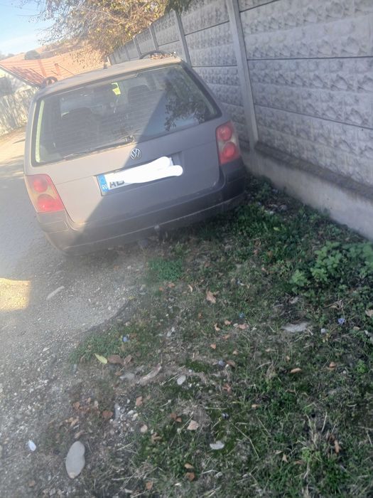 VOLKSWAGEN Passat 0 — imagine 2
