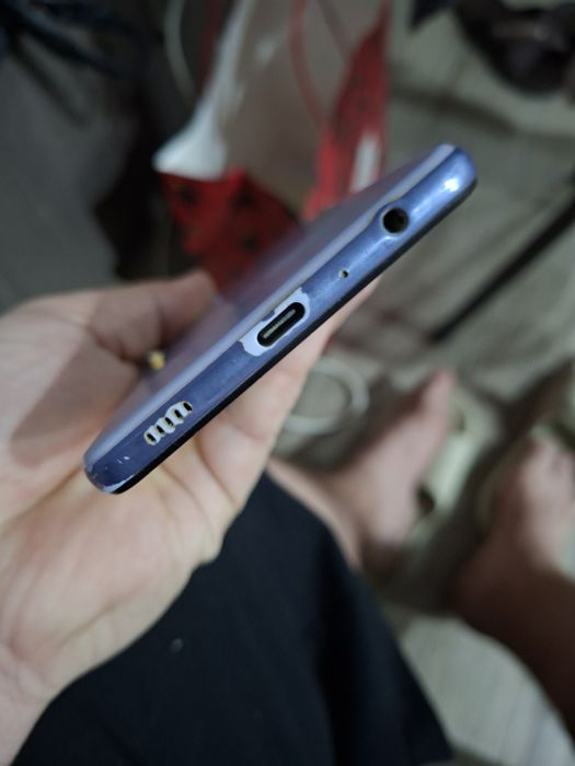 Продам телефон самсунг а72