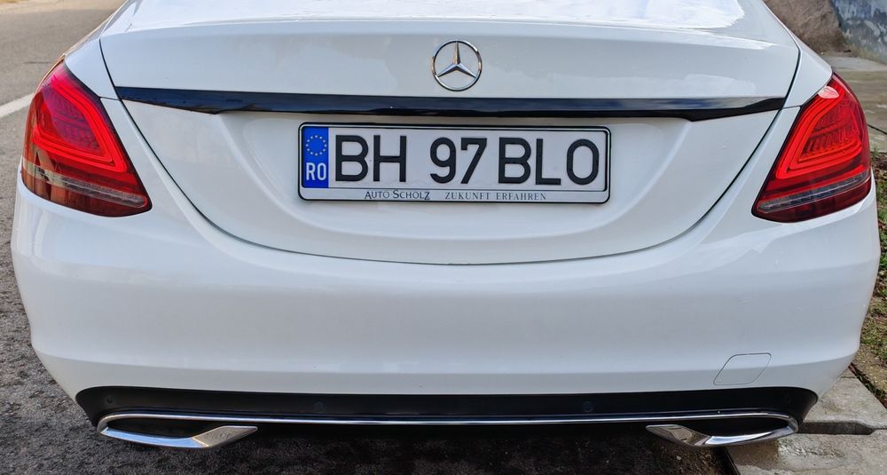 Mercedes Benz C class 9G tronic