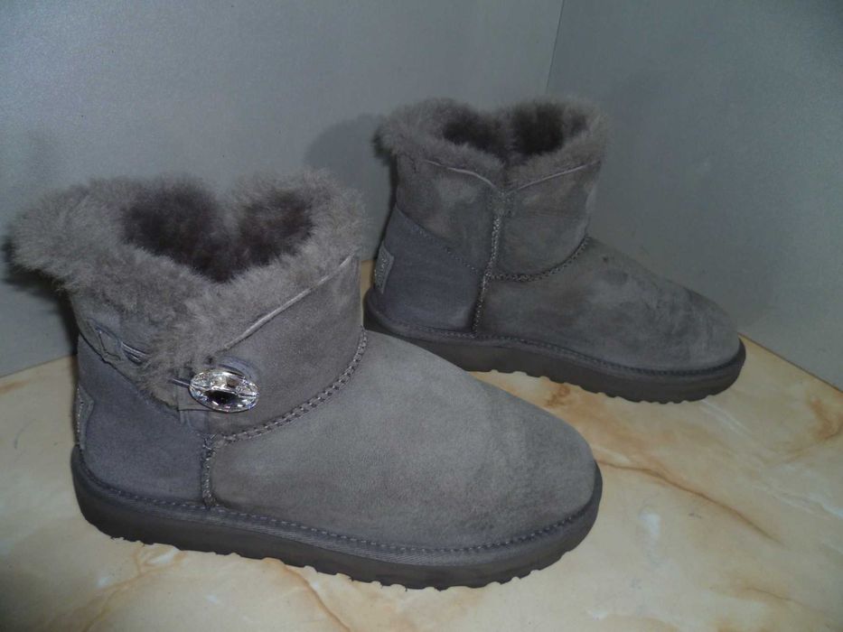 UGG оригинални ботуши №39