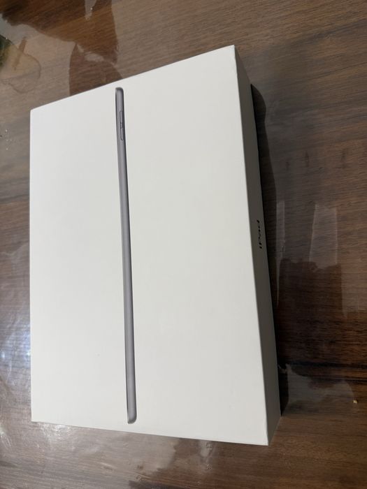 Ipad 9th gen 2021 как новый 99% емкость