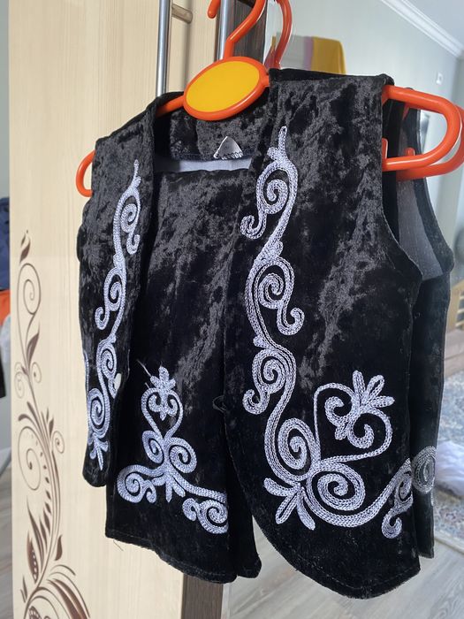 Костюм национальный