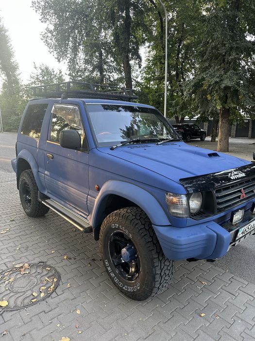 Продам Mitsubishi pajero 2