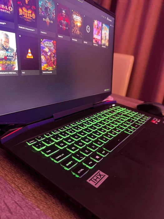 Геймърски лаптоп ; Valeon Series: 17.3