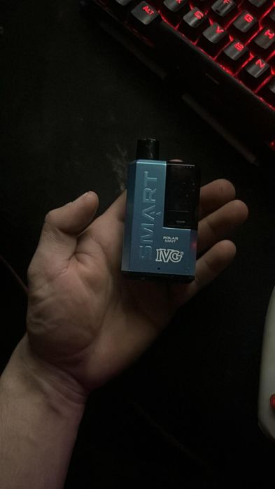 Veip Smart IVG reîncărcabil cu lichid