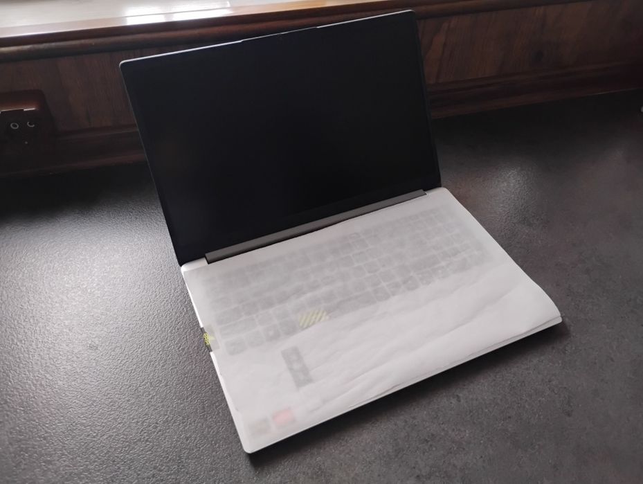 Laptop Lenovo - Ryzen 7 - 5000serie - RX Vega 8