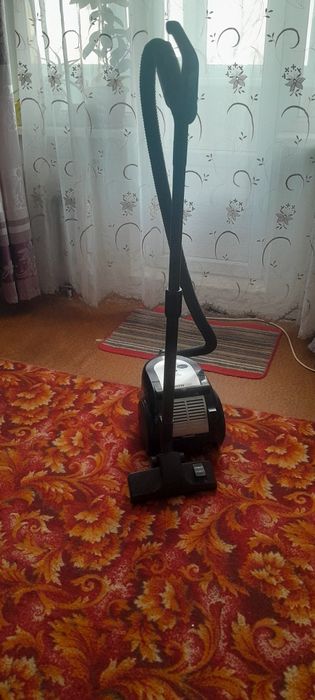 Пылесос Samsung в отличном состоянии