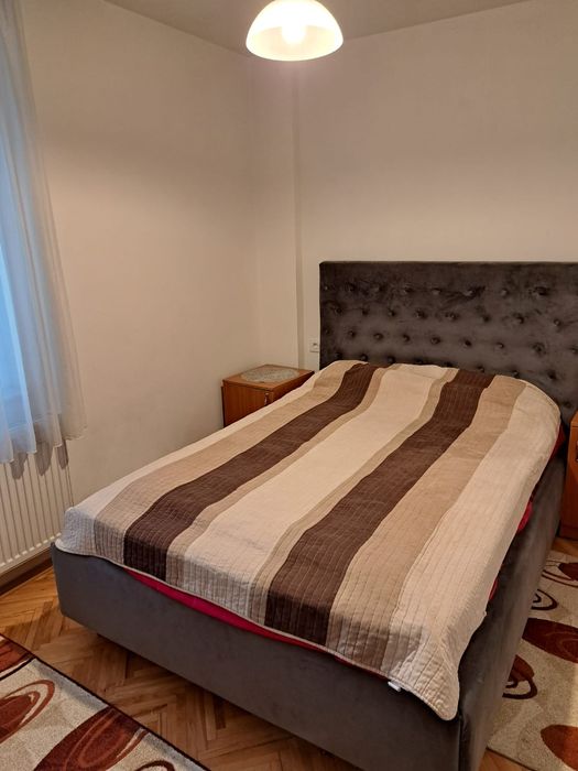 Închiriez apartament 4camere,ultracentral, vis-a-vis de Prefectură.