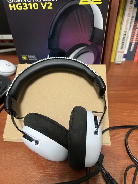 Продаются НАУШНИКИ с МИКРОФОНОМ для компьютера