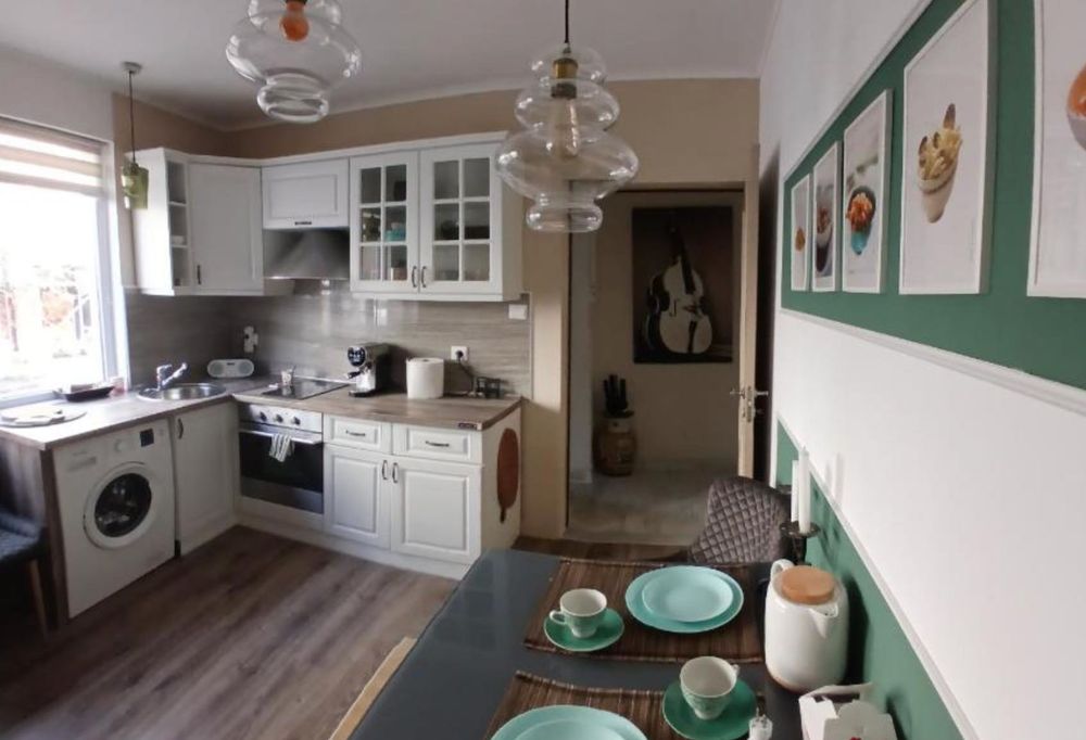 Двустаен апартамент под наем 400 ЕВРО