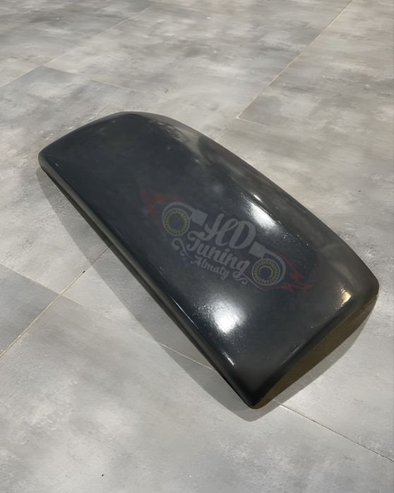 Заглушка фаркопа Land Cruiser 200