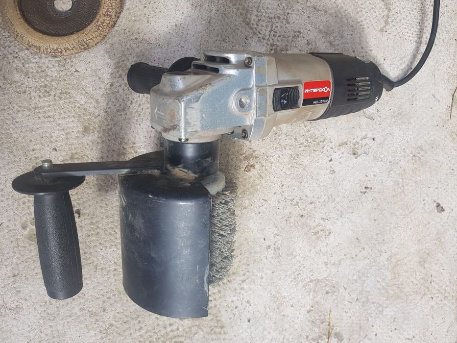 Щеточная шлифмашина Интерскол МШ-110/1010