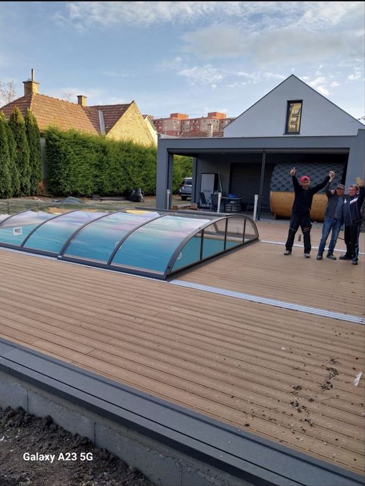 Case la roșu, Consolidări, Demolări, Fațade