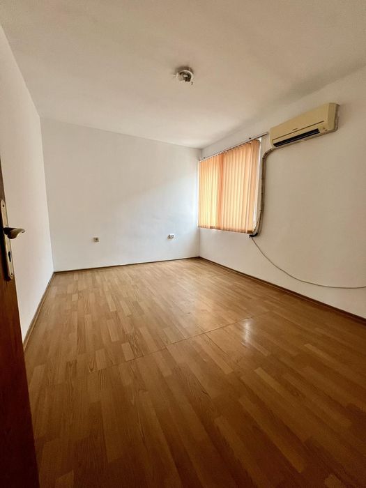 Продава се Тристаен апартамент в Бургас, Братя Миладинови - 65 кв.м за 2077 €/кв.м - Снимка #3