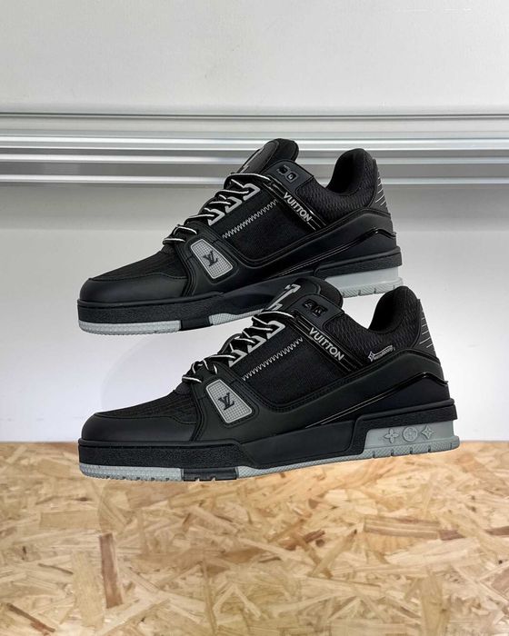 Adidasi Louis Vuitton Trainer Premium