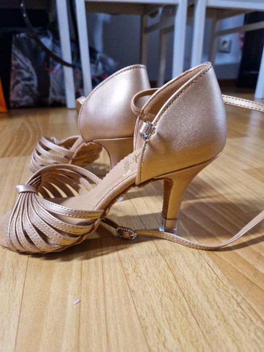 Туфли для танцев, женские